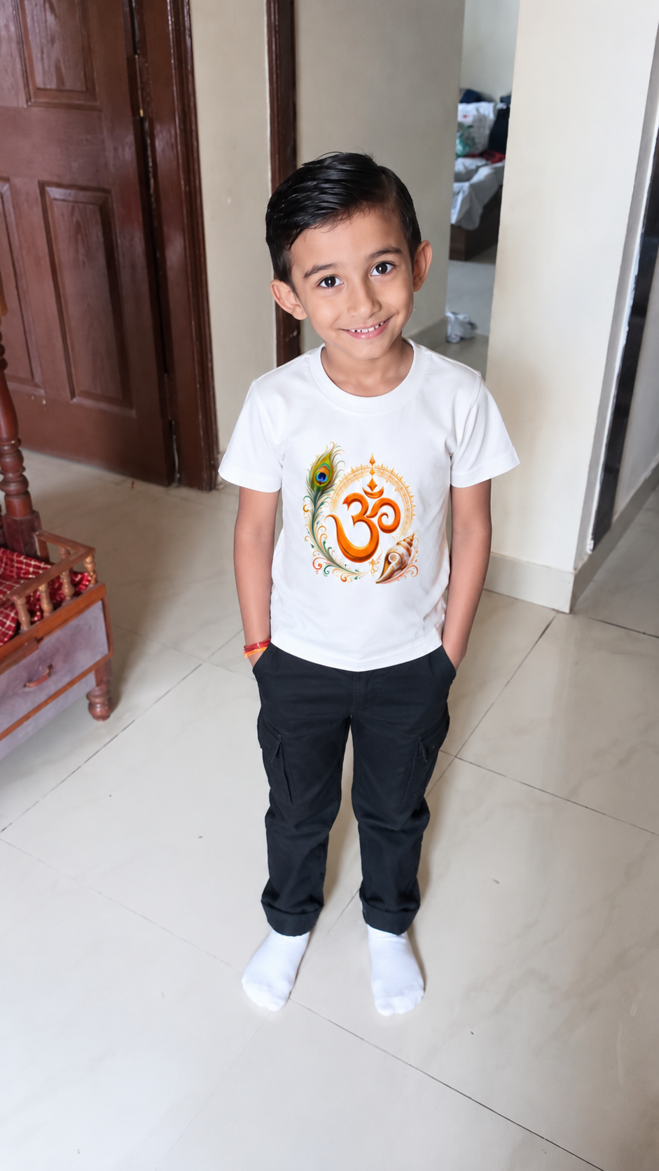 ॐ (AUM) - Boy's Crew Neck T-Shirt